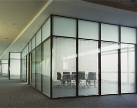 
                                    大連玻璃隔斷